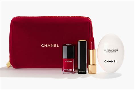 holiday gift sets chanel|chanel 2024 holiday gift set.